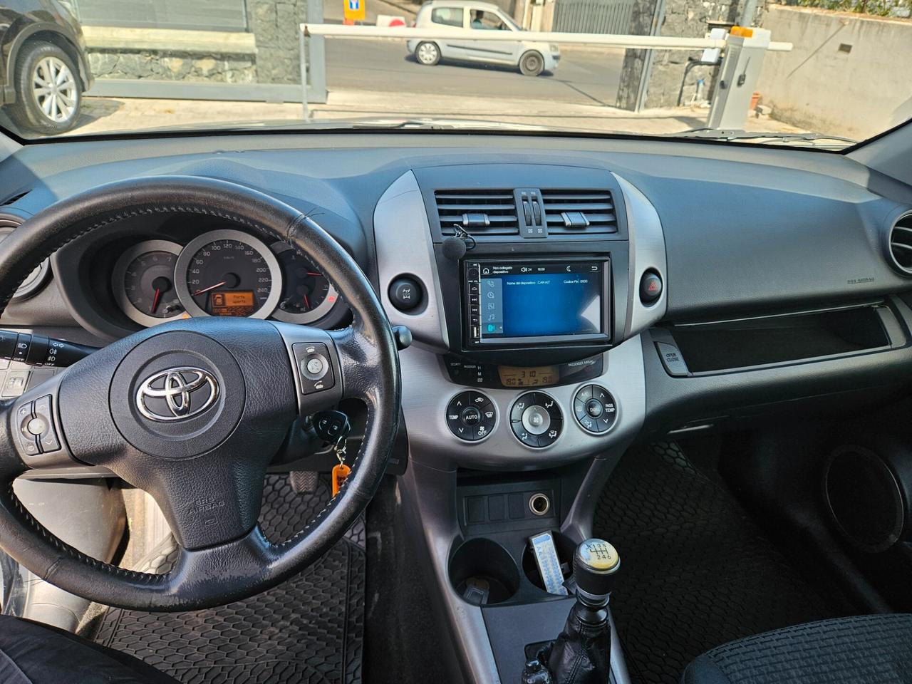 Toyota rav4 2.2d 136cv