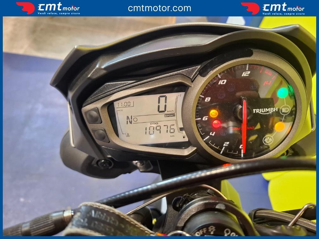 Triumph Street Triple - 2021