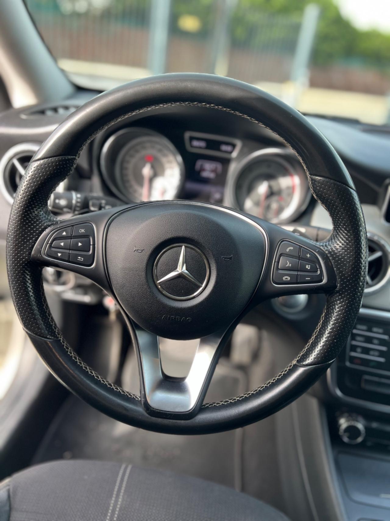 Mercedes-benz CLA 200 CLA 200 d S.W. Sport 2015