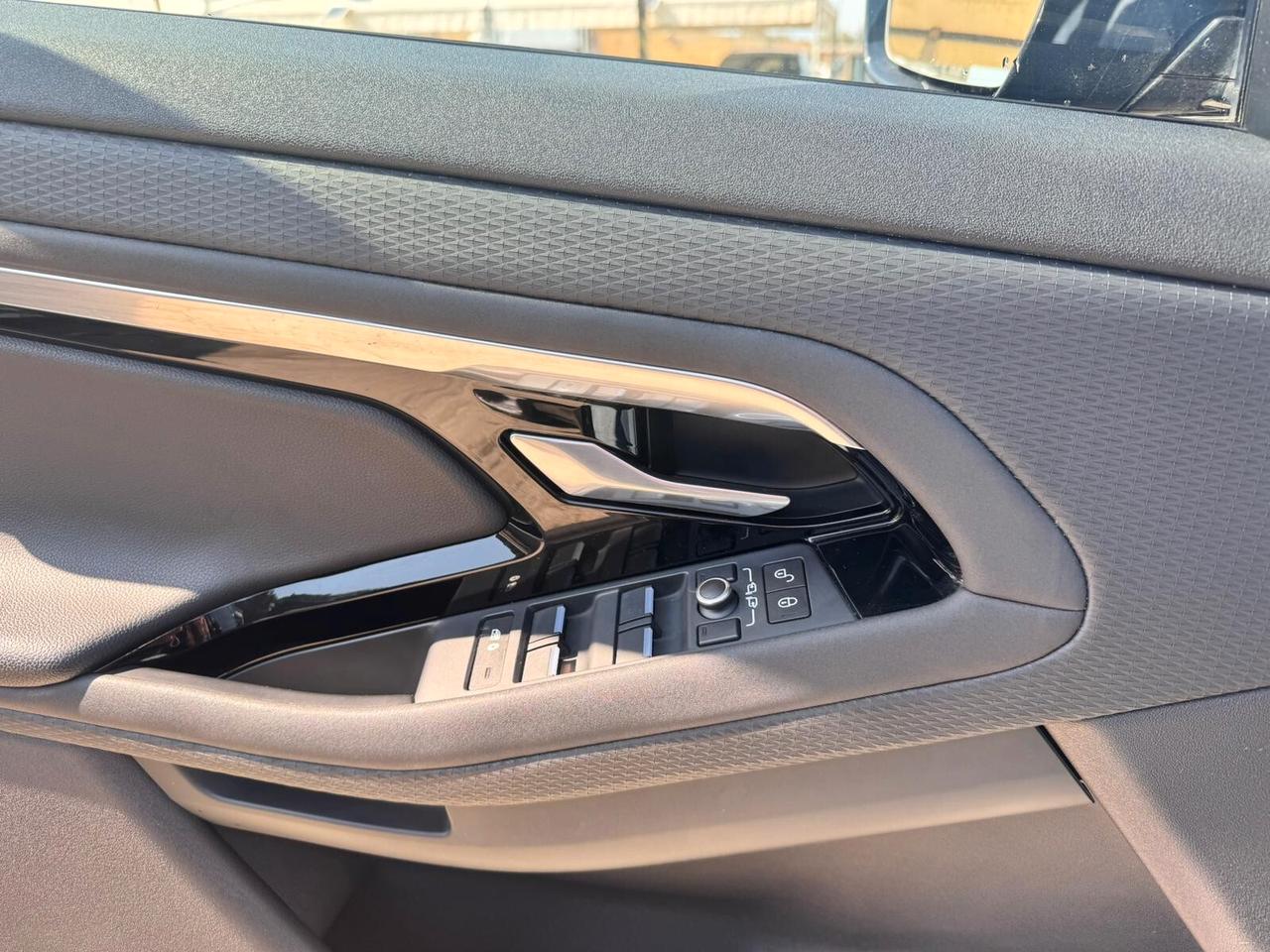 Land Rover Range Evoque 2.0D I4-L.Flw 150 CV AWD S