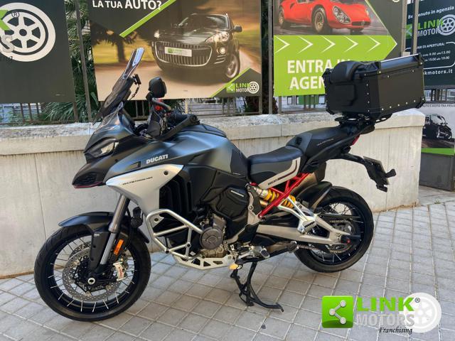 DUCATI Multistrada V4 S travel & radar