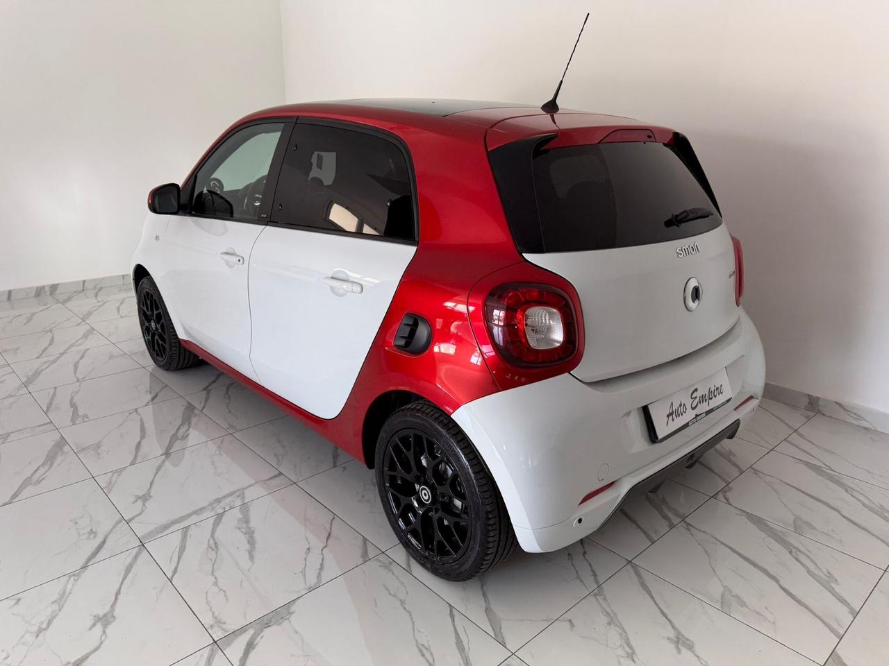 SMART FORFOUR PRIME ALLESTIMENTO BRABUS