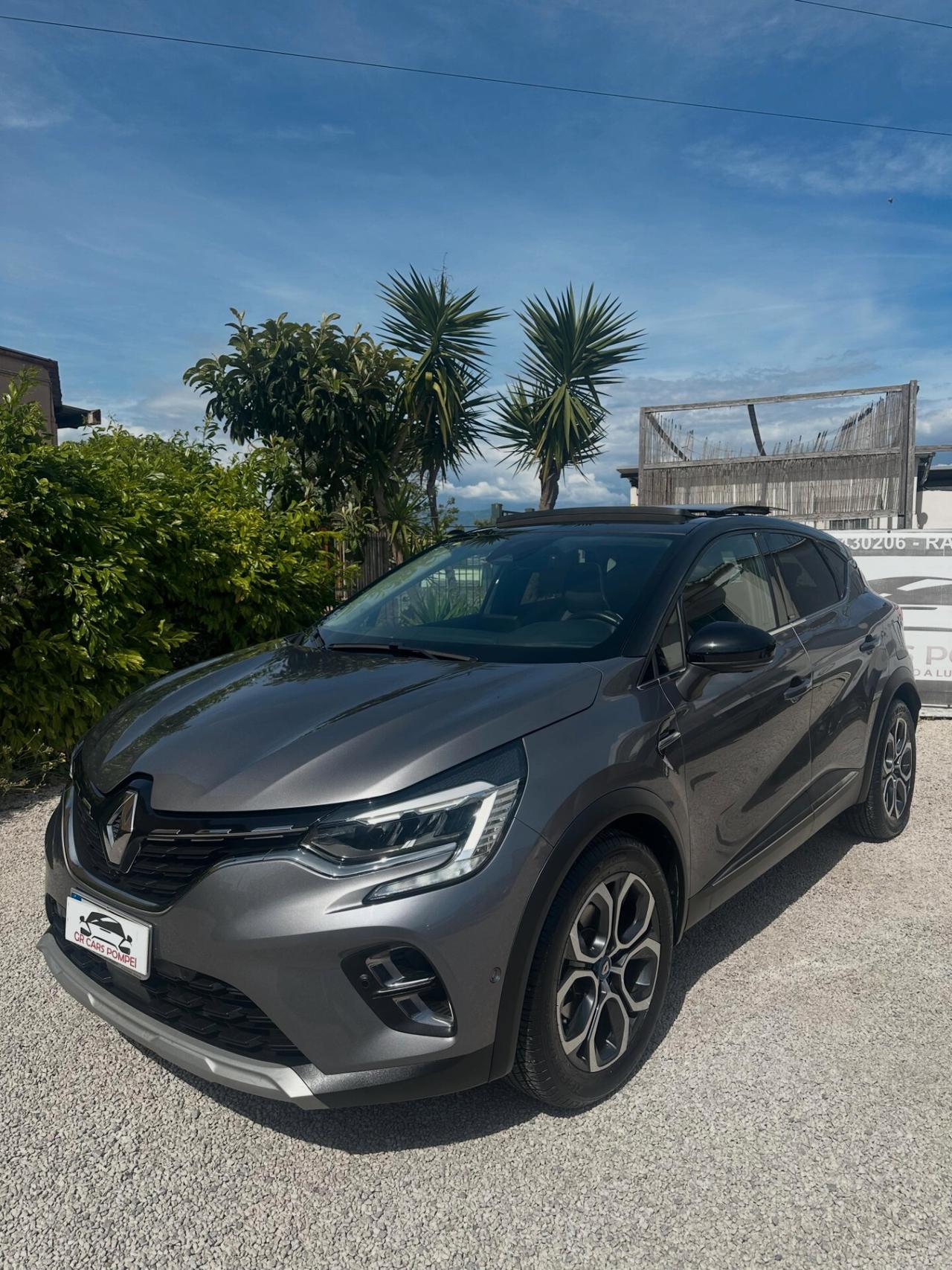 Renault Captur Plug-in Hybrid E-Tech 160 CV Initiale Paris
