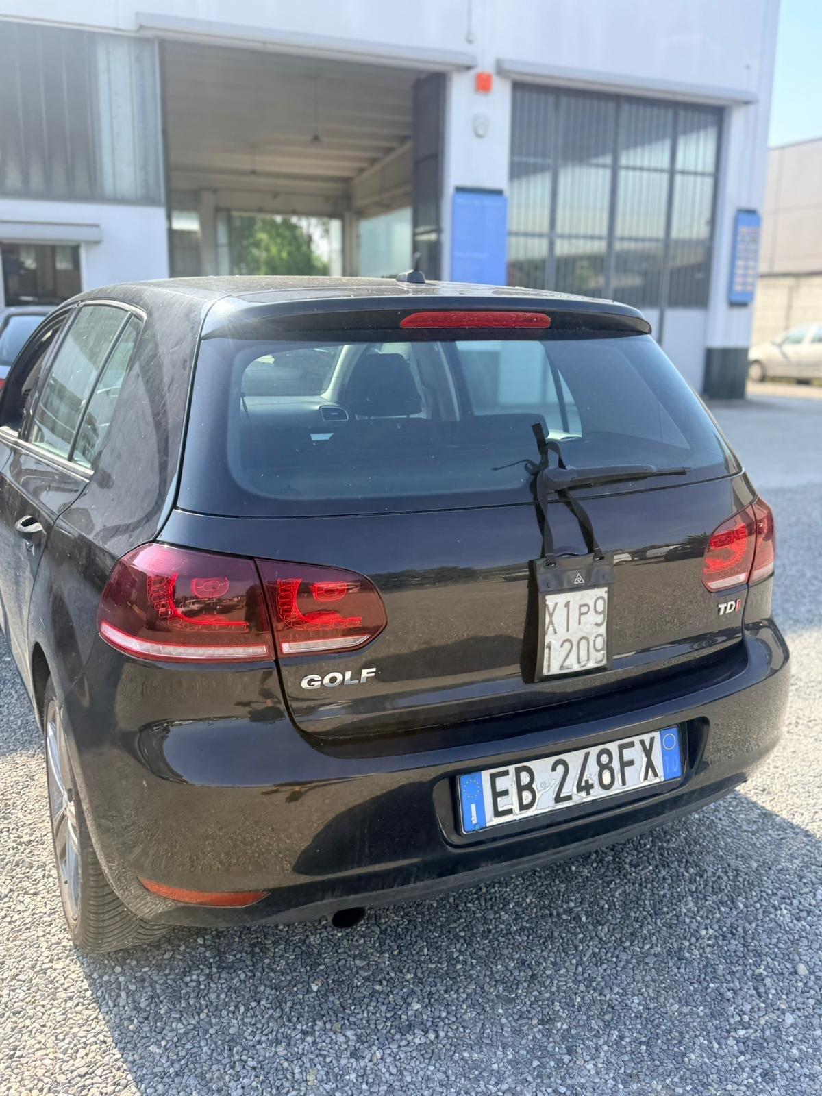 Volkswagen Golf 1.6 TDI DPF 5p. Highline