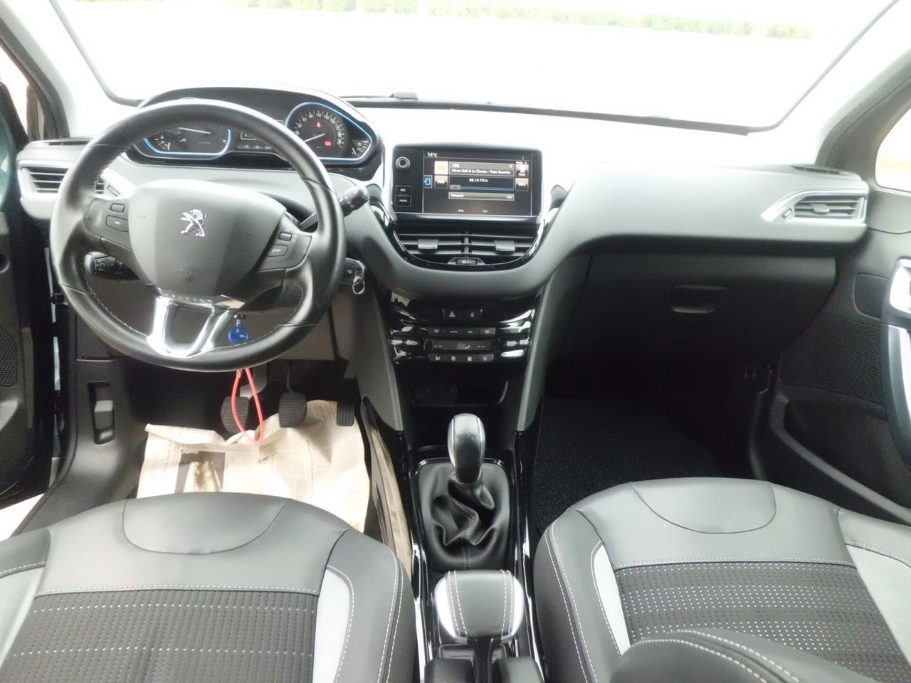 Peugeot 2008 BlueHDi 100 Allure