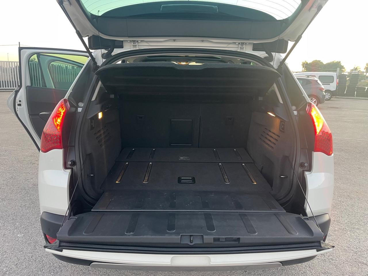 PEUGEOT 3008 HYBRID 4WD 2.0 HDI 163CV FULL TETTO