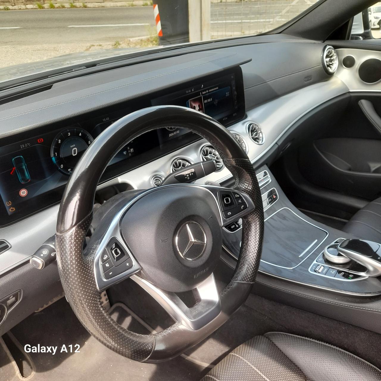 Mercedes-benz E 220 d Auto Premium Plus