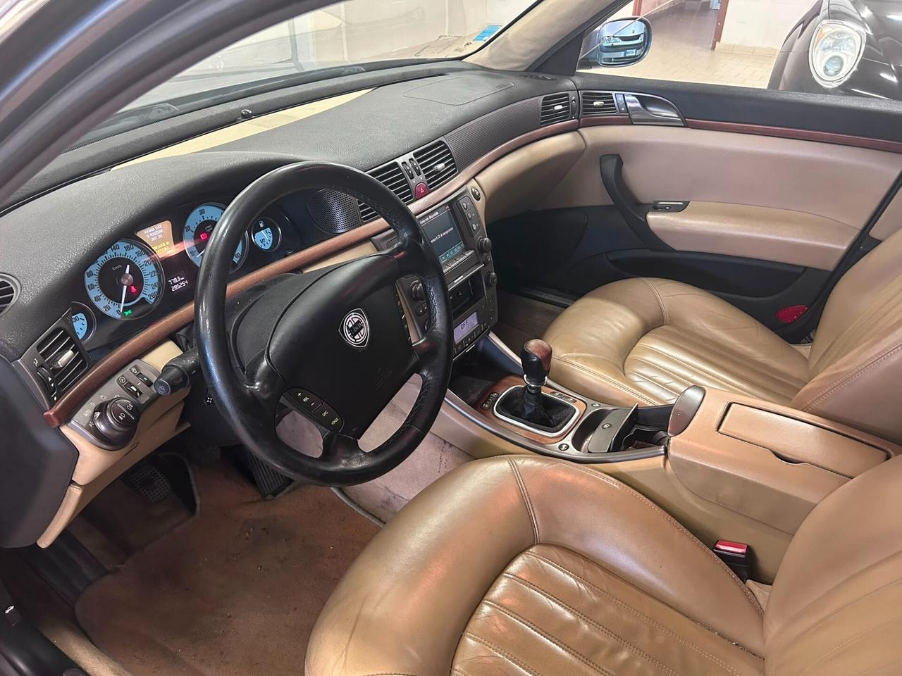 Lancia Thesis 2.4 JTD 20V Emblema