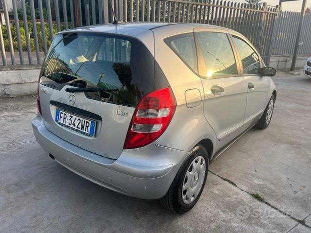 MERCEDES-BENZ A 180 CDI Elegance