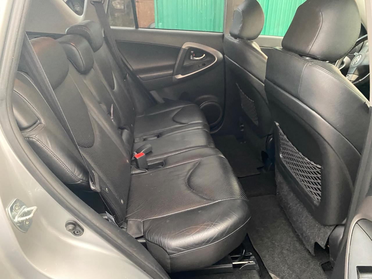 Toyota RAV 4 2.2diesel 177cv 4x4 da vetrina 2009