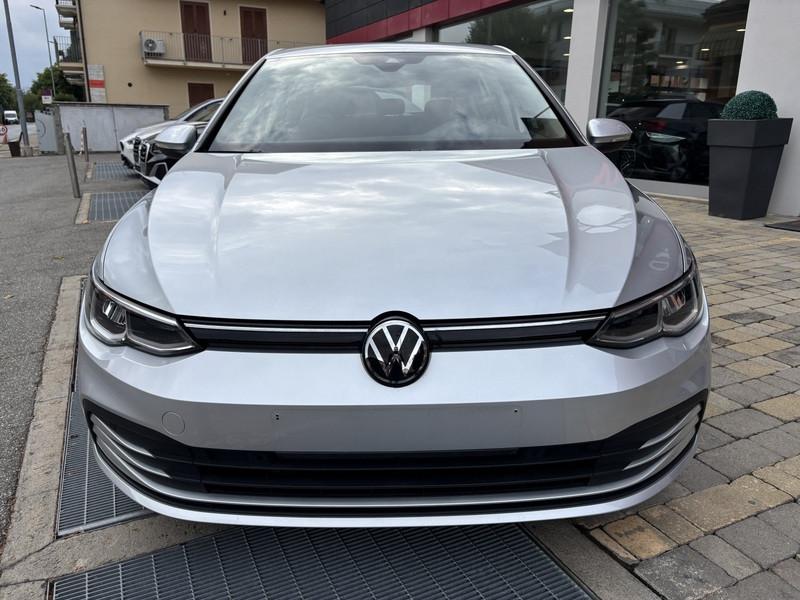 Volkswagen Golf 2.0 tdi Life 115cv dsg LED-NAVI-CAM