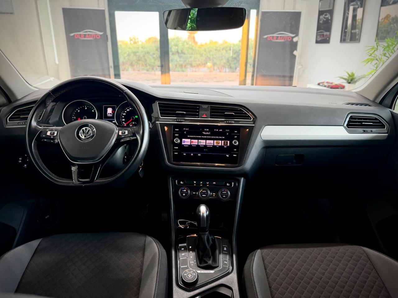 Volkswagen Tiguan 2.0 TDI SCR DSG 4MOTION Business BMT