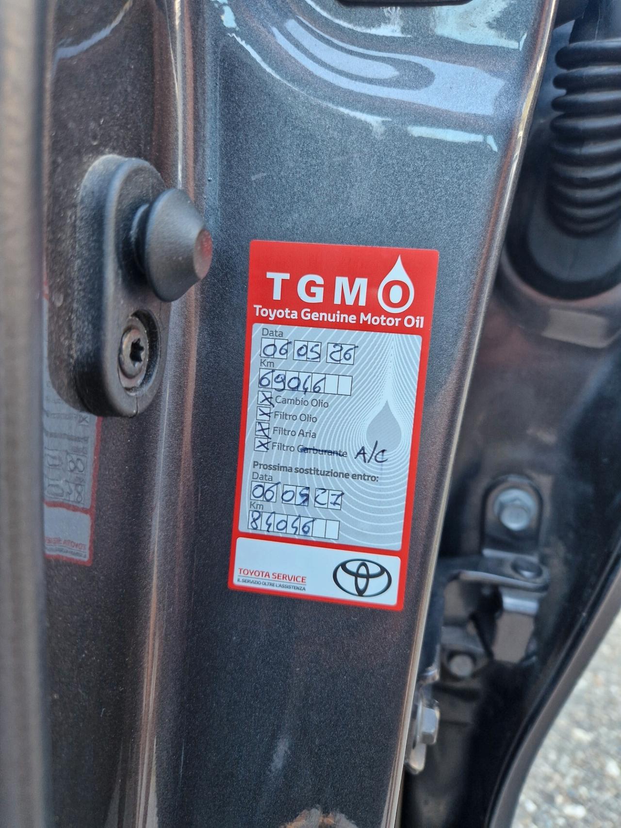 Toyota Yaris Hybrid 1.5 73CV AUTOMATICA, Bluetooth, Retrocamera, ADAS