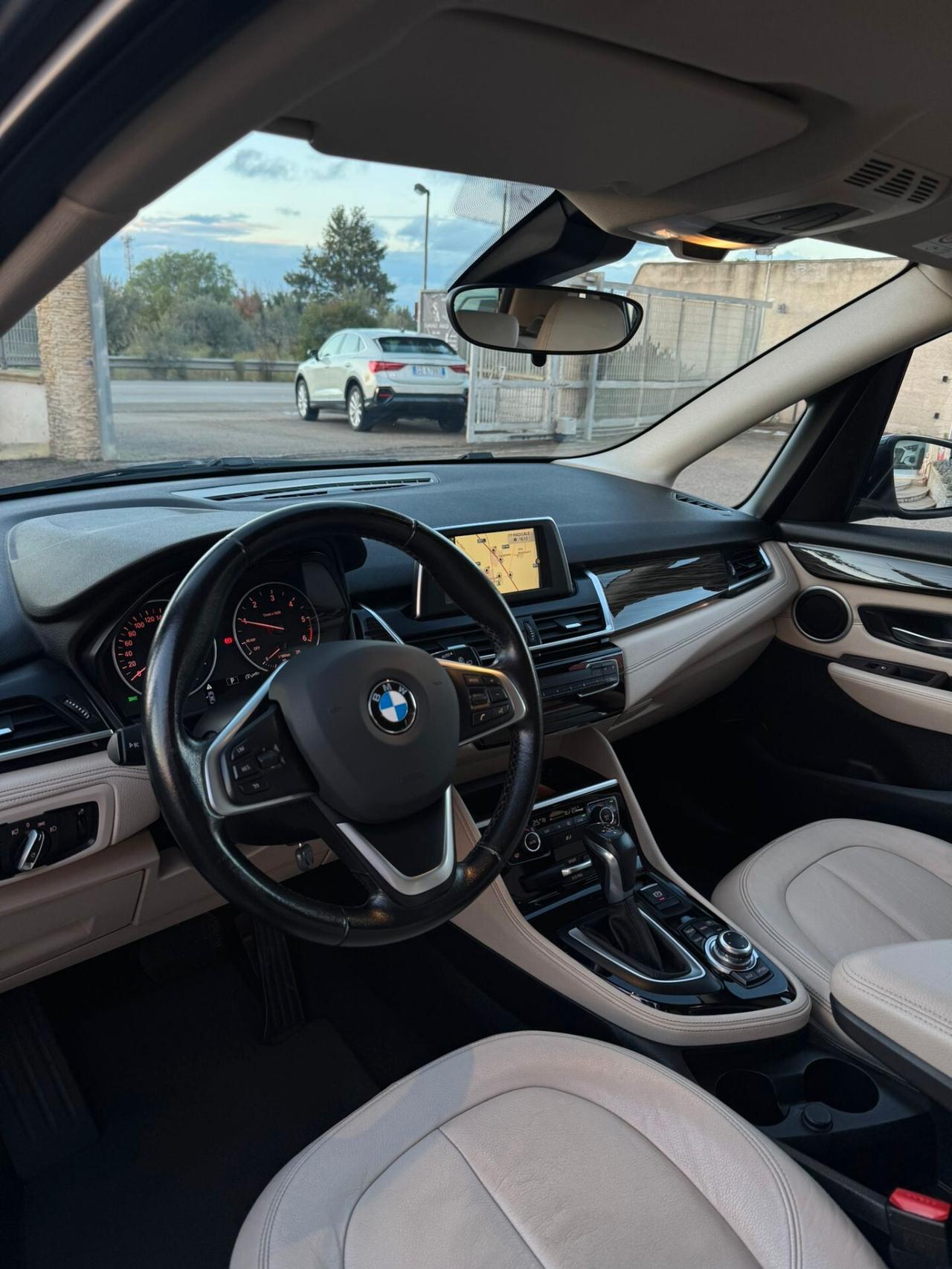 Bmw 216d Active Tourer Luxury Pelle/Led