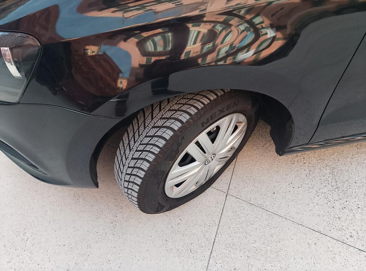 Volkswagen Polo 1.0 MPI 5p. Trendline