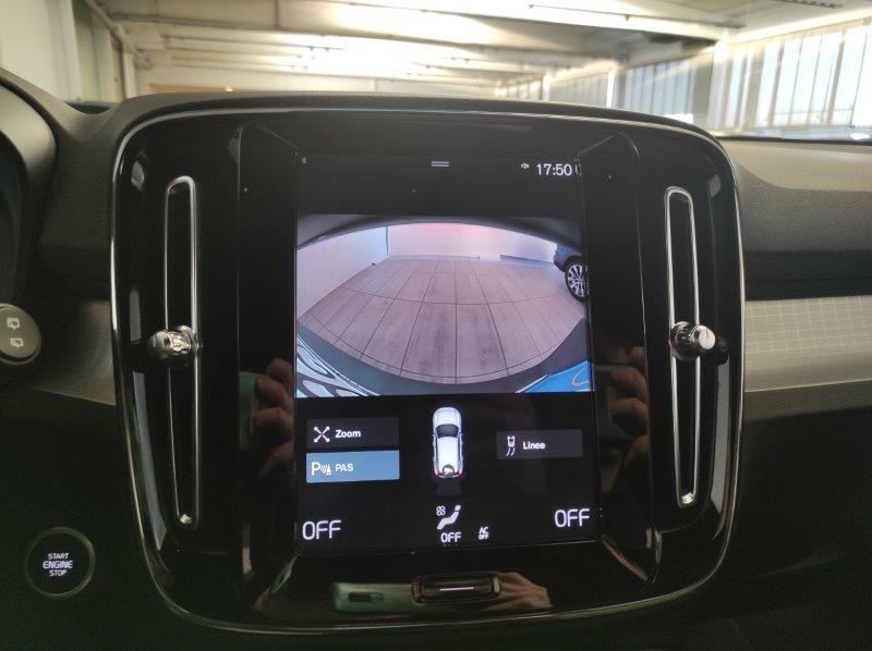 VOLVO XC40 (2017-->) - XC40 T2 Core