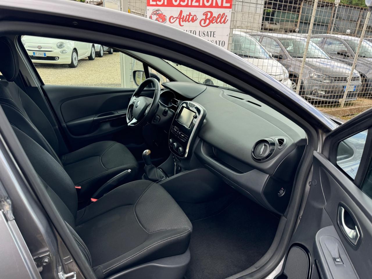 Renault Clio 1.2 75CV 5 porte Costume National NEOPATENTATI