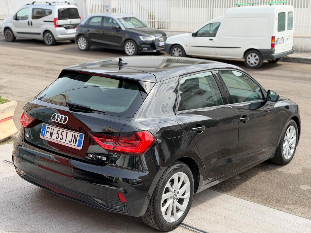 Audi A1 SPB 30 TFSI Advanced-2019/MATRIX