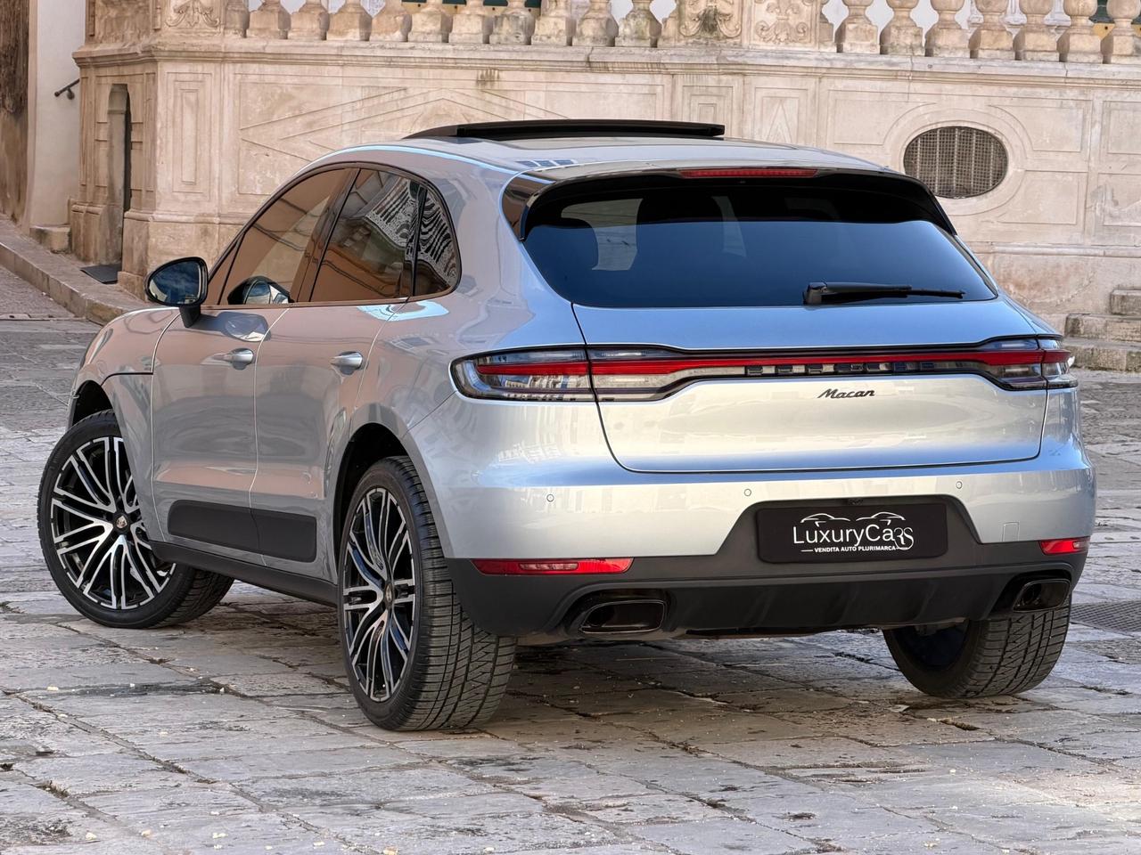 Porsche Macan 2.0 TURBO 245 CV PDK TETTO PASM
