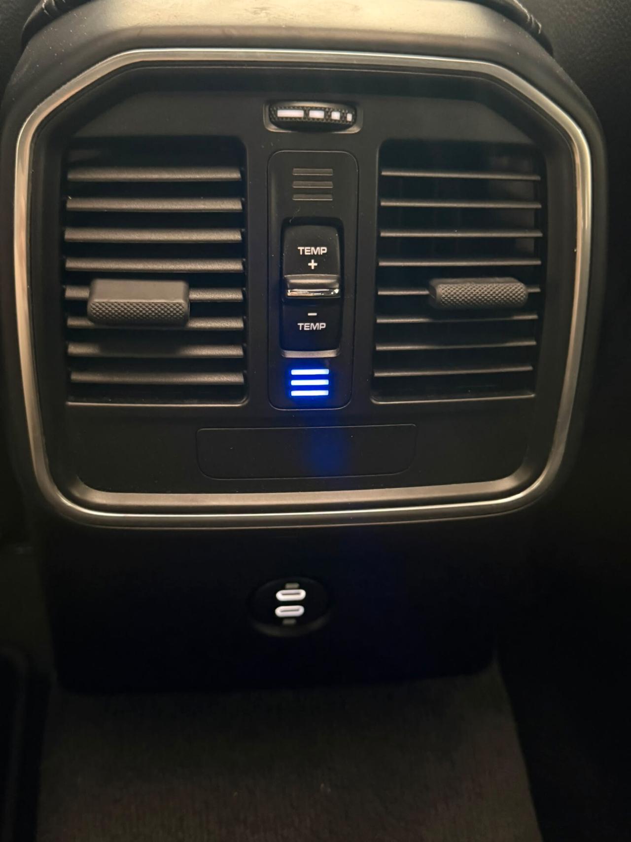 Porsche Macan 2.0 245CV PDK ANNO 2021