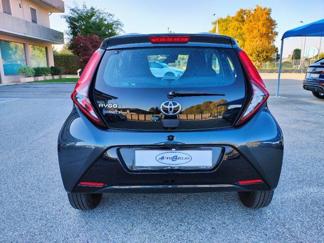 TOYOTA Aygo Connect 1.0 VVT-i 72 CV 5 porte x-play