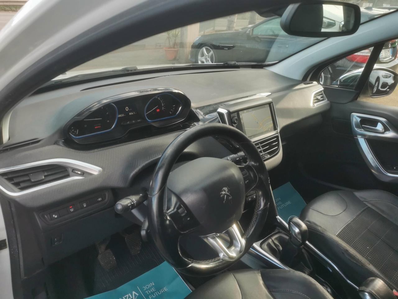 Peugeot 2008 1.6 e-HDi 92 CV Stop&Start Urban Cross 2014