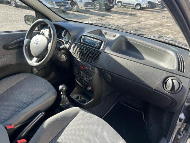 FIAT Punto 1.2 5 porte bConnect