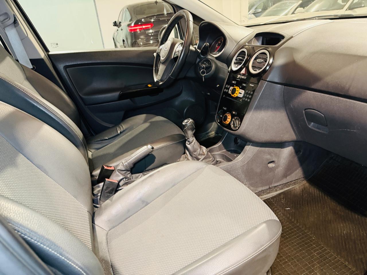 Opel CORSA 1.3 90CV 5P*-TECH Edition