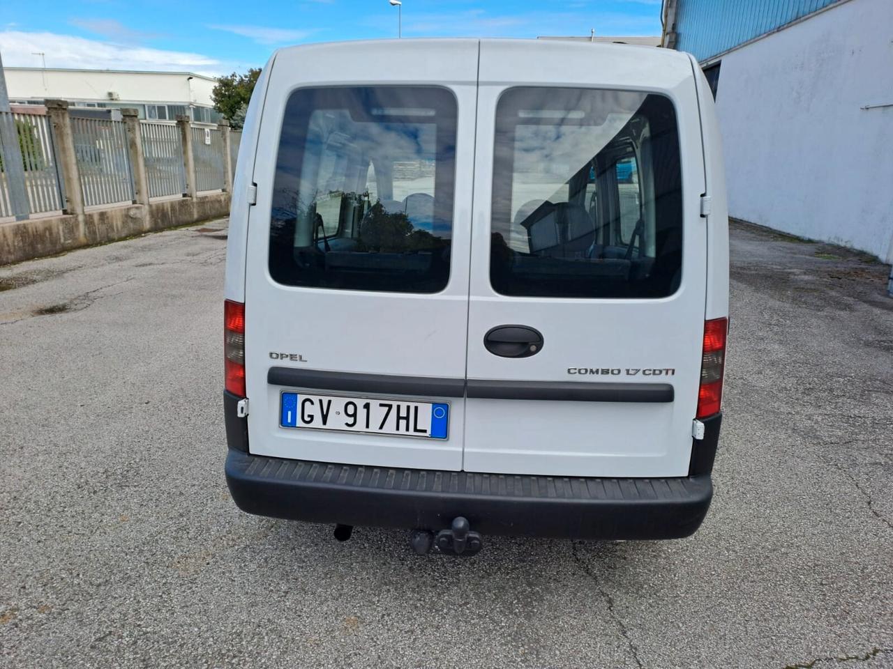 Opel Combo 1.7 CDTI 4p. Tour Club