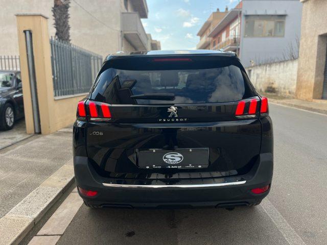 PEUGEOT 5008 BlueHDi 130 EAT8 Allure