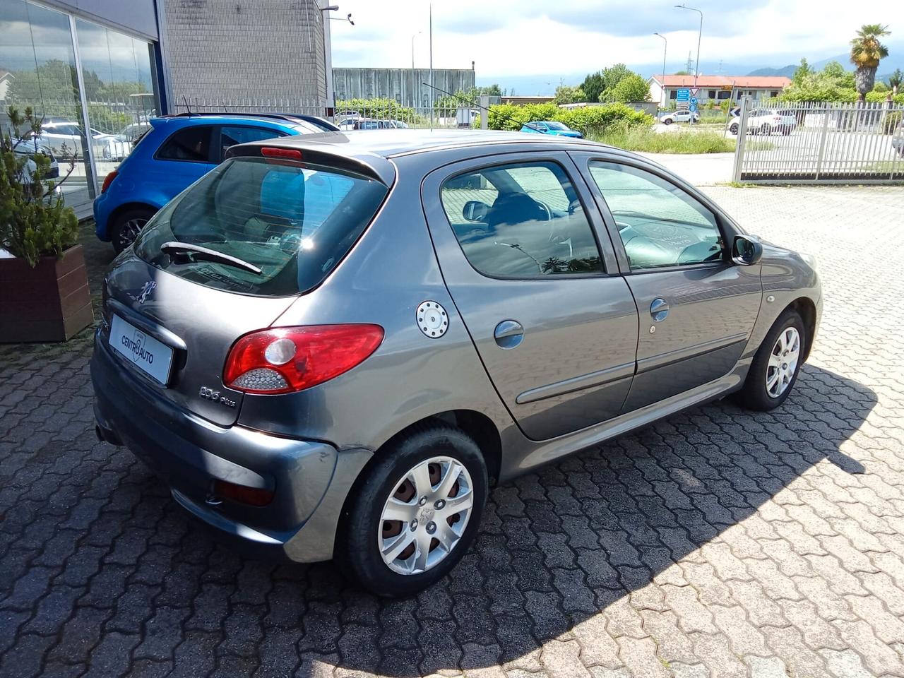 Peugeot 206 Plus 1.1 60CV 5p. ONE Line