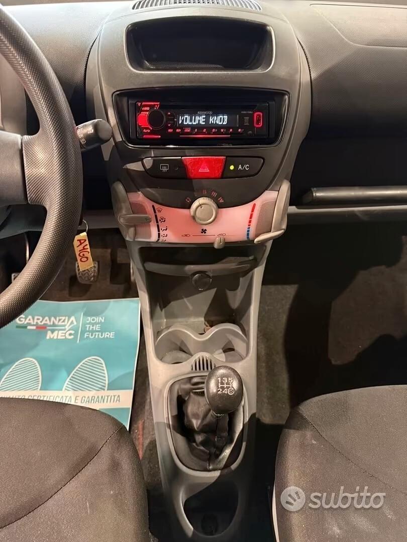 TOYOTA AYGO ROSSA - 1.0 5 PORTE - NEOPATENTATI
