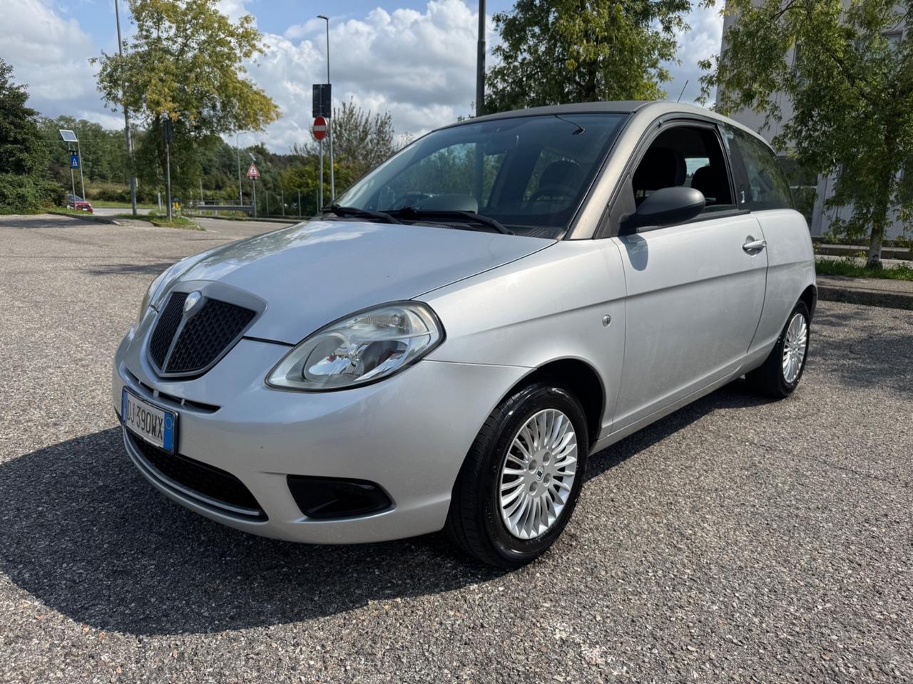 Lancia Ypsilon Neopatentati Frizione cinghie nuove