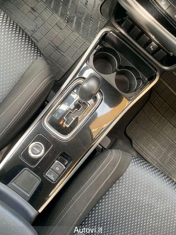 Mitsubishi Outlander Outlander 2.2 DI-D 4WD Instyle Plus SDA 7 posti (PROMO)