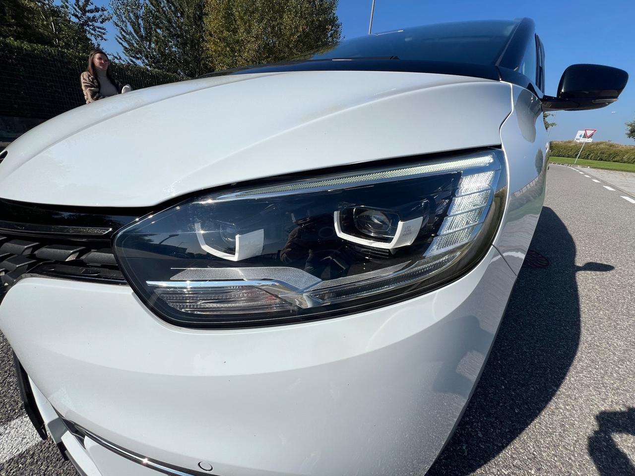 Renault Grand Scenic dCi 8V 110 CV EDC Energy Bose