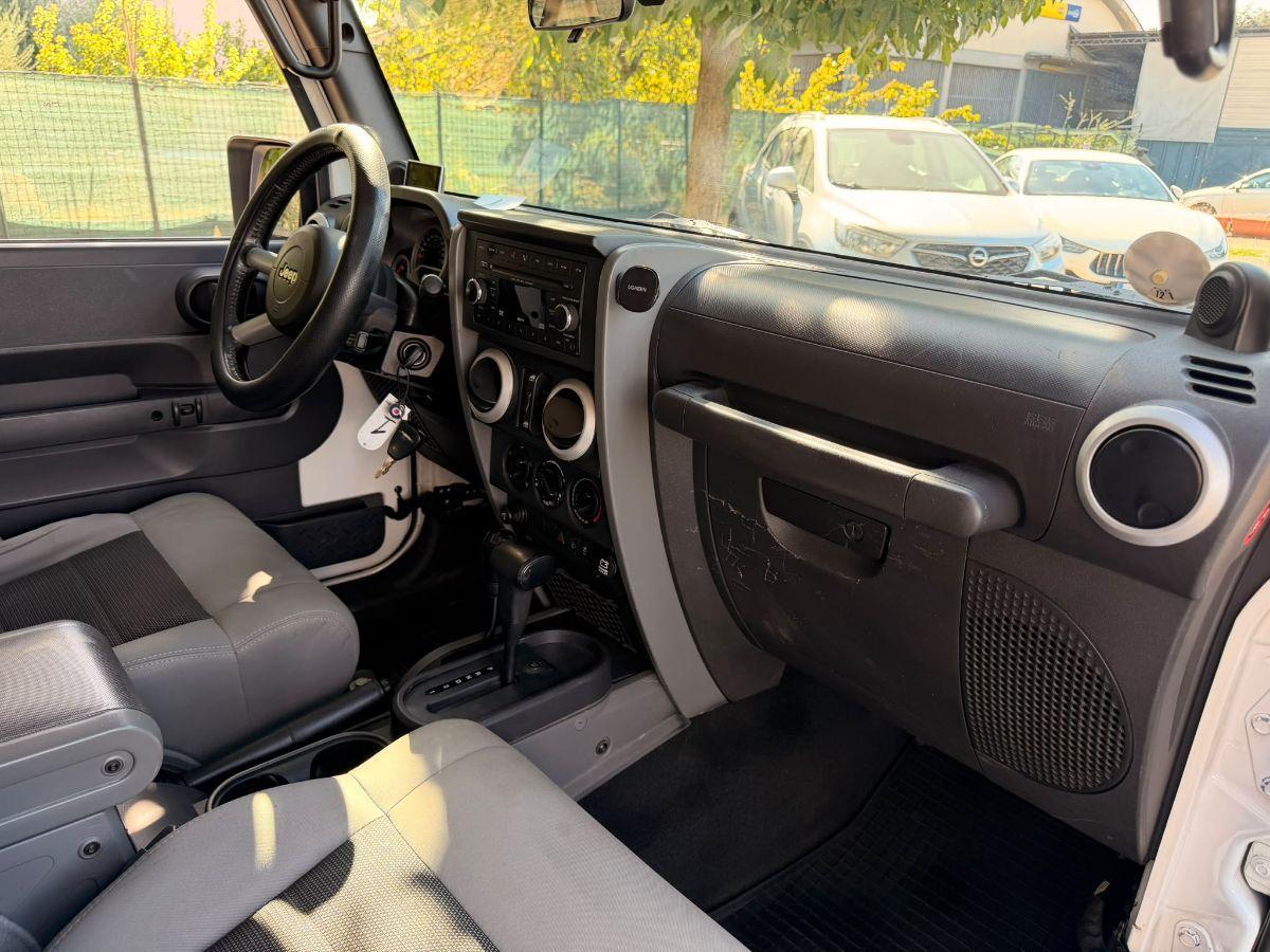 JEEP - Wrangler - Unlimited 2.8 CRD DPF Sahara AUTOMATICA