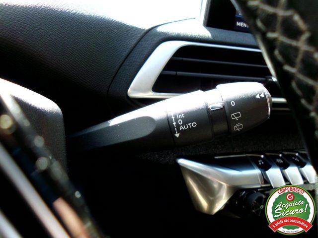 PEUGEOT 3008 BlueHDi 130 S&S Allure