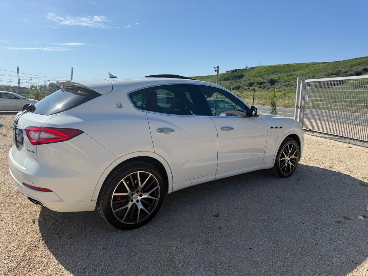 Maserati Levante V6 Diesel 275 CV AUTOCARRO PERMUTE