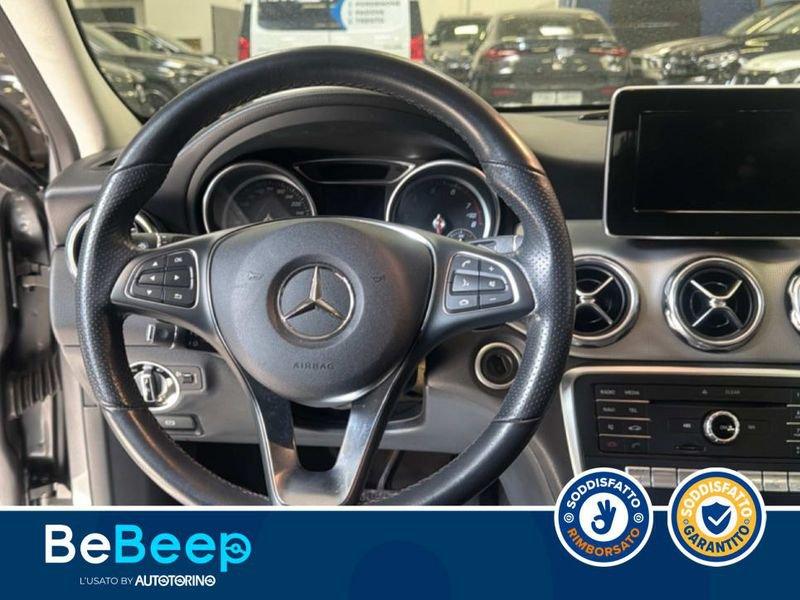 Mercedes-Benz GLA 180 SPORT AUTO