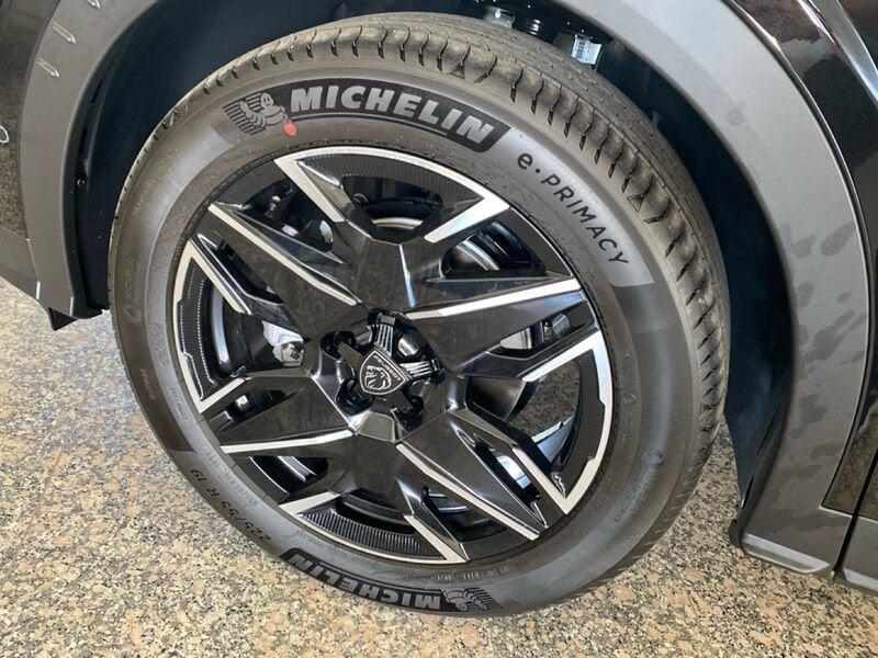 Peugeot 3008 Hybrid 145 GT e-DCS 6