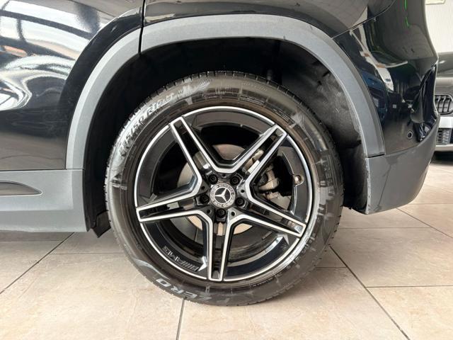 MERCEDES-BENZ GLA 180 d Premium AMG Night Pack AMBIENT * NEOPATENTATI *
