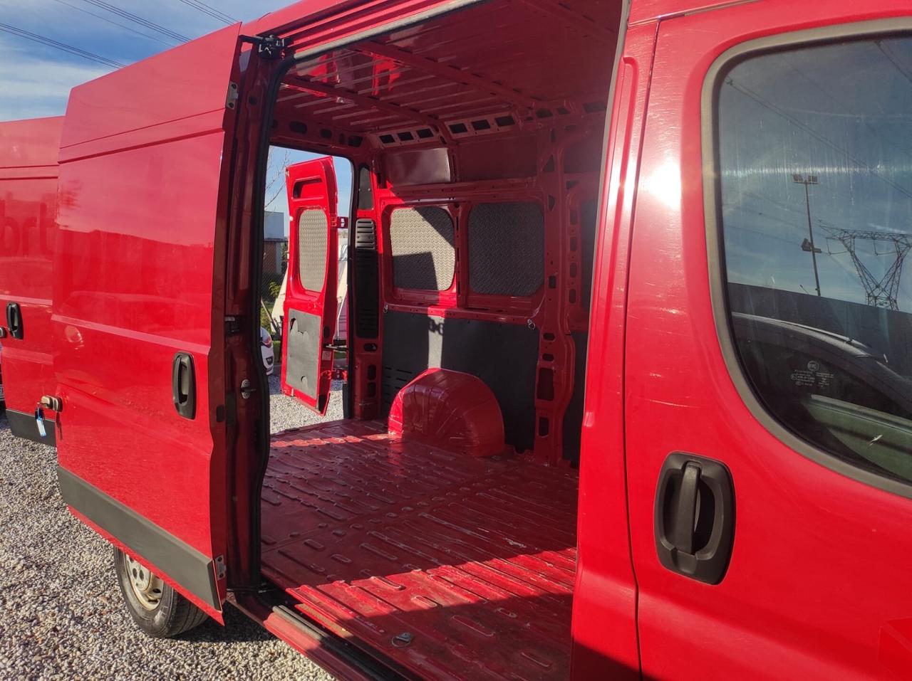 Peugeot Boxer 335 2.2 BlueHDi 140 S&S Iva Compresa