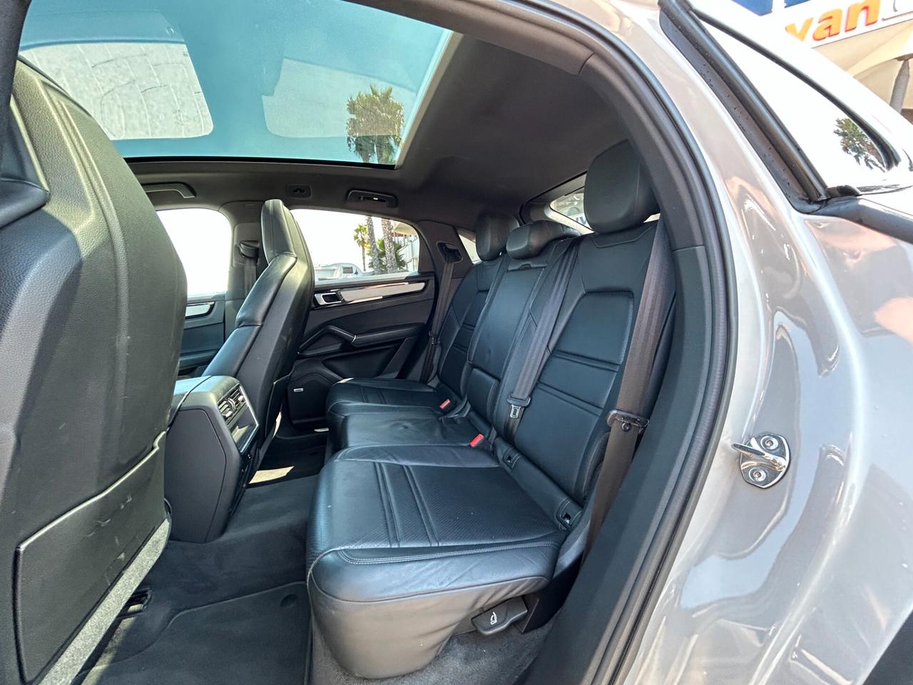 Porsche Cayenne Coupe 3.0 V6 tiptronic
