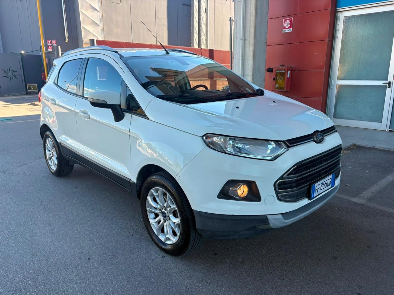 Ford EcoSport 1.5 TDCi 95 CV Titanium 2016 143.000 KM