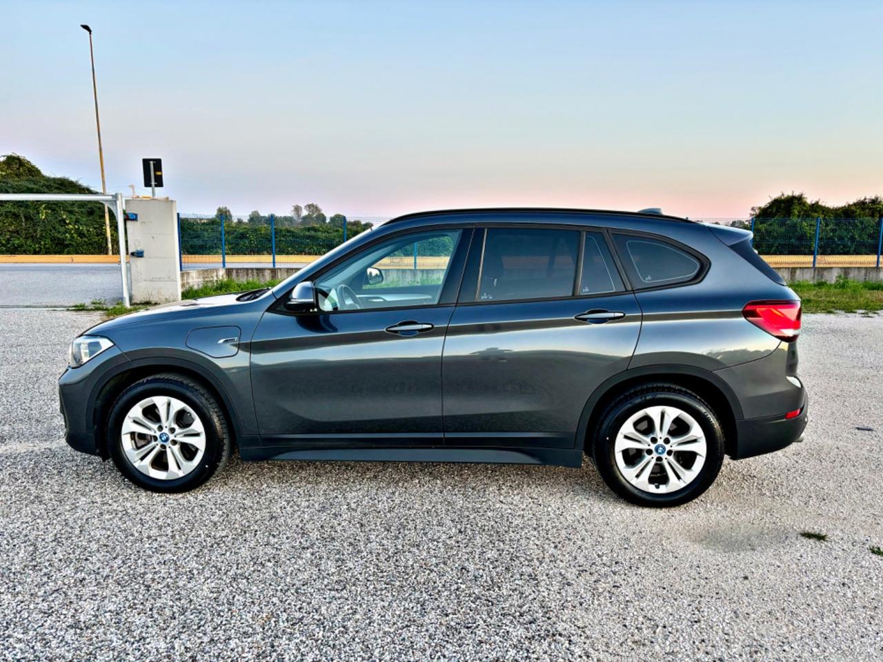 Bmw X1 xDrive25e Sport HYBRID 2022 FULL