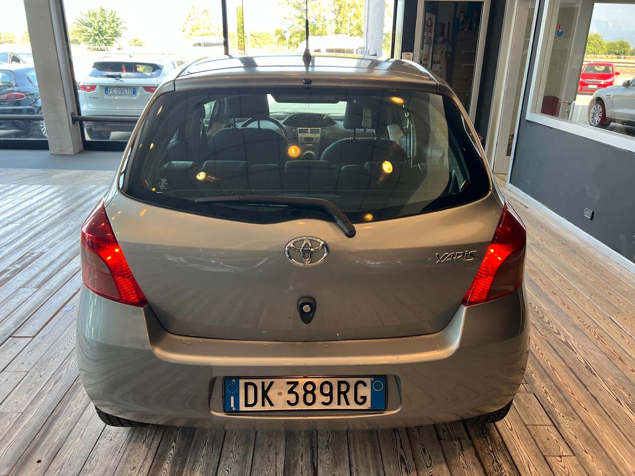 Toyota Yaris 1.0 5 porte/GARANZIA