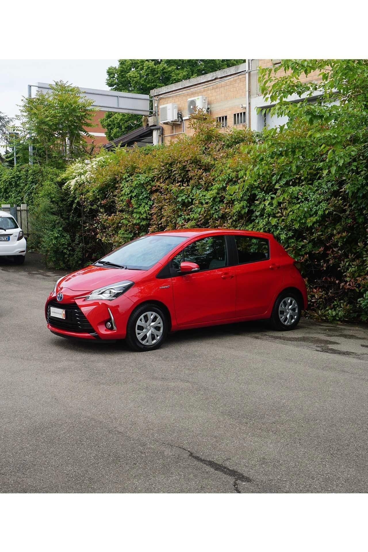 Toyota Yaris 1.5 Hybrid 5 porte Business