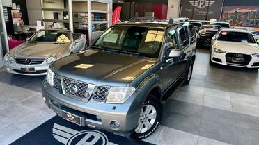 Nissan Pathfinder 2.5 DCi 4X4 SE+7 POSTI