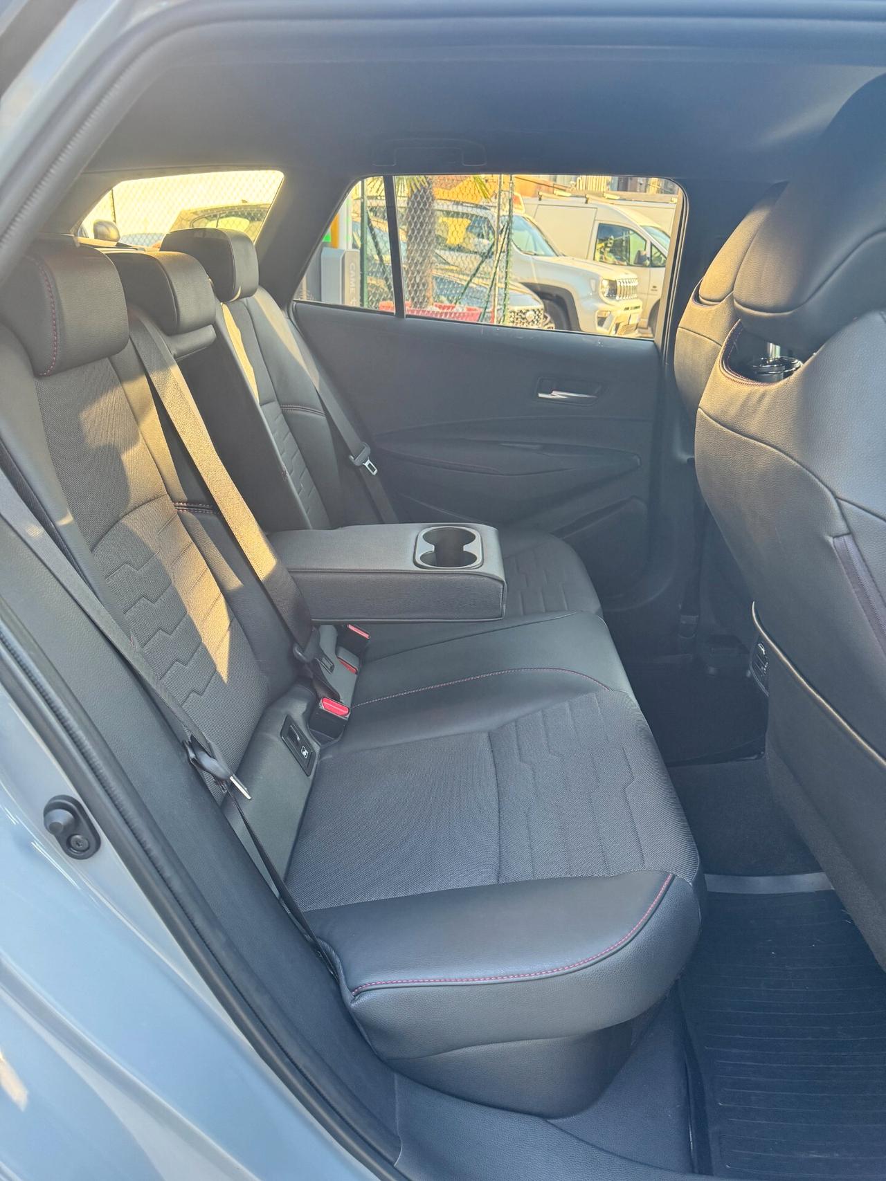 Toyota Corolla Touring Sports 2.0 Hybrid Lounge