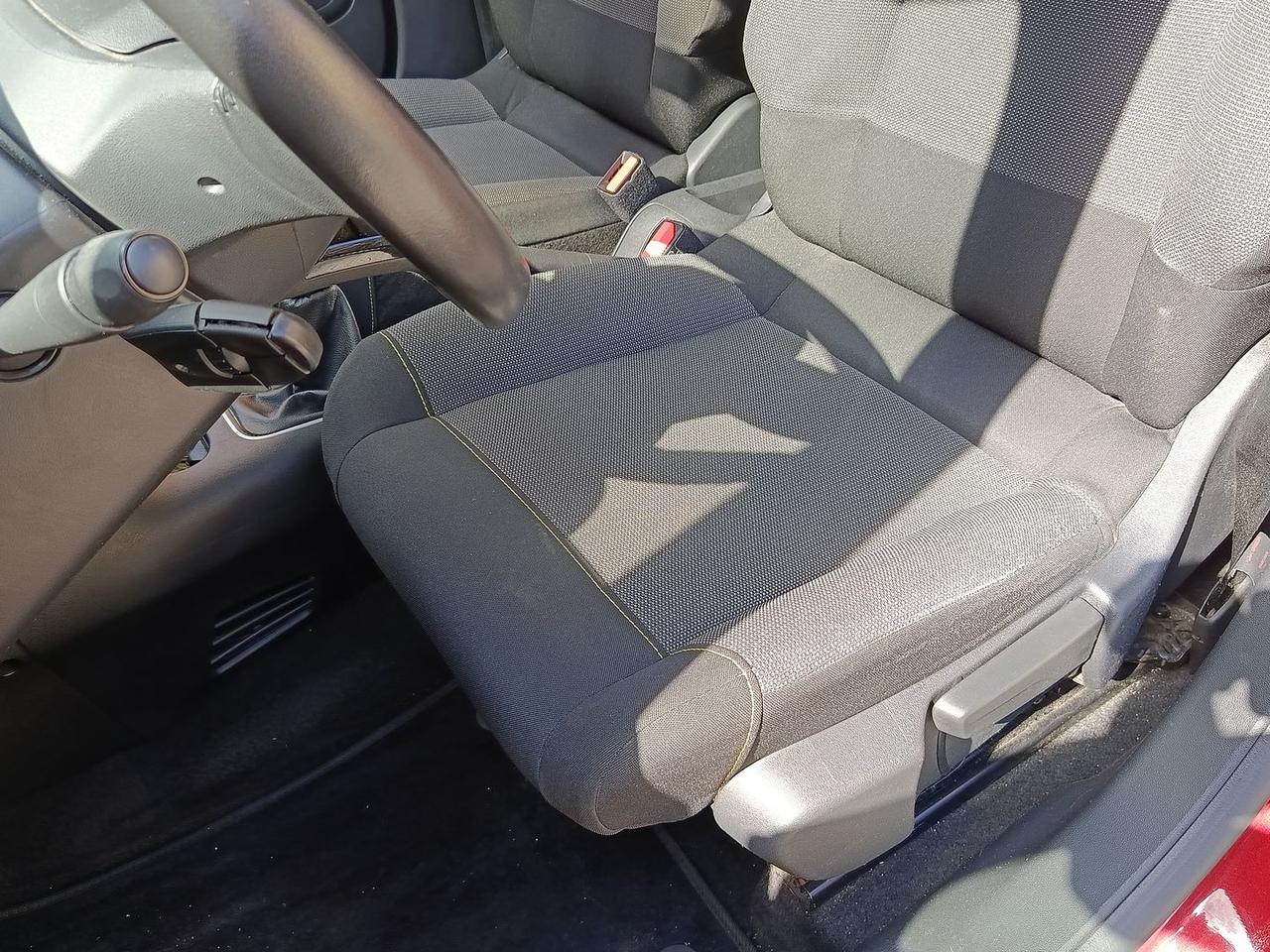 Citroen C3 1.2 PureTech 82 Shine #6692